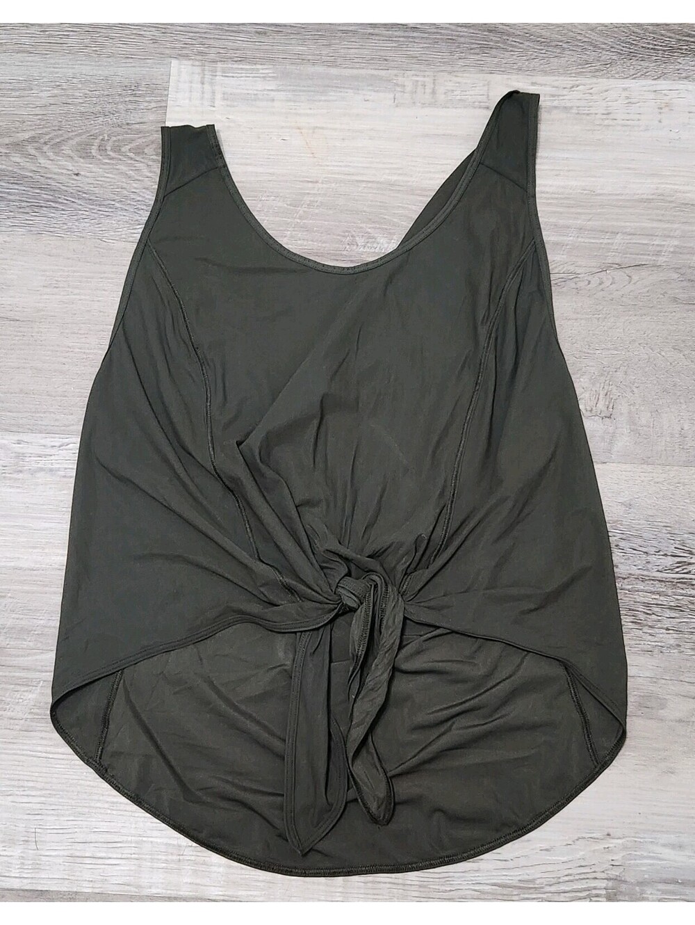 Lululemon Call It A Tie Tank Top 6/ 8 Green Tie Front Open Back
